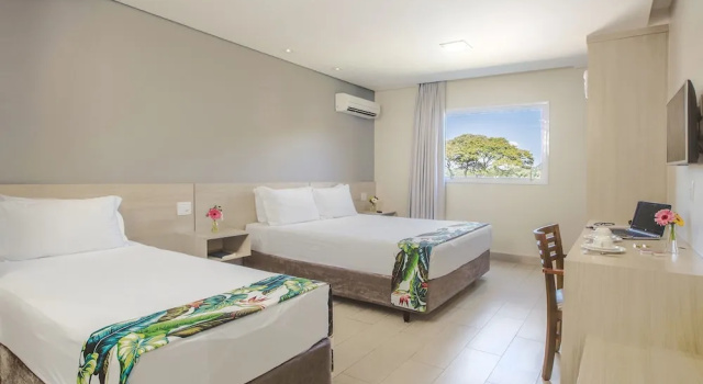Трёхместный номер Standard Valinhos Plaza Hotel