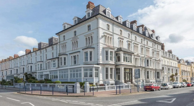 The Marine Hotel, Забронировать Отель Лландидно 