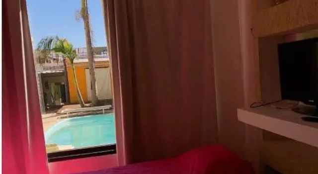 Las Mananitas Casa Hotel, Забронировать Отель Отели Параны с парковкой, Парковка