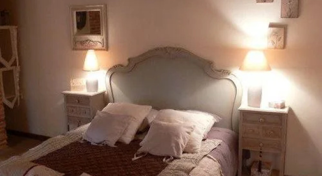 Moulin de Rocquebert, Rezerwuj Hotel Montardit 