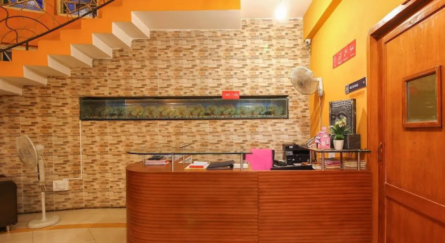 OYO 18488 Hallmark Begumpet, Забронировать Отель Отели Hyderabad Region с парковкой, Парковка