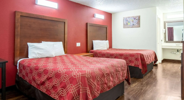 Четырёхместный номер Standard Econo Lodge Knoxville West - Turkey Creek
