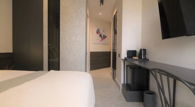 CityZoe Athens Suites