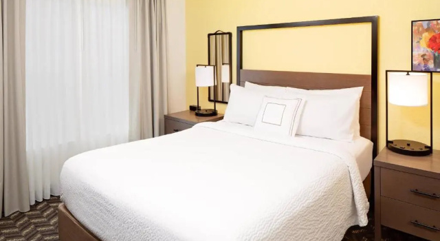 Люкс Residence Inn Boston Dedham