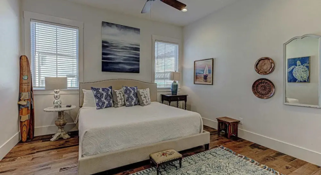 Immaculate Waterfront Home for 16 w/ Private Dock!, Забронировать Дом для отпуска Виллы Texas Hill Country, Вилла