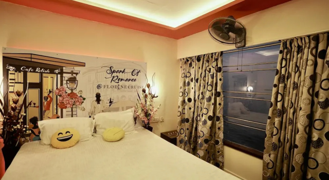 Flodine Boat, จอง โรงแรม Navi Mumbai Mumbai Region