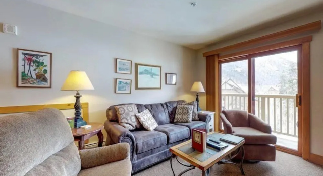 1 Bedroom Colorado Mountain Vacation Rental in River Run Village with Convenient Access to Ski Slopes, Забронировать Апартаменты/квартира Отели Кистон с парковкой, Парковка
