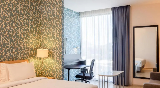 Люкс Superior Fairfield Inn & Suites by Marriott Mexico City Vallejo