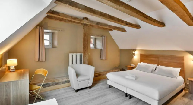Двухместный номер Standard Logis Hotel Auberge Dupuytren