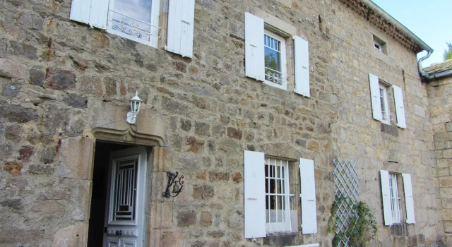 House With 4 Bedrooms in Saint-andré-en-vivarais, With Furnished Garde, Забронировать Отель Сент-Андрэ-ан-Виварэ 
