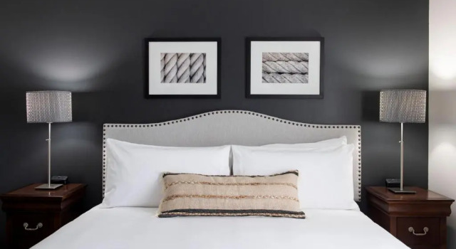 The Federal, Đặt Khách sạn Brunswick Maine