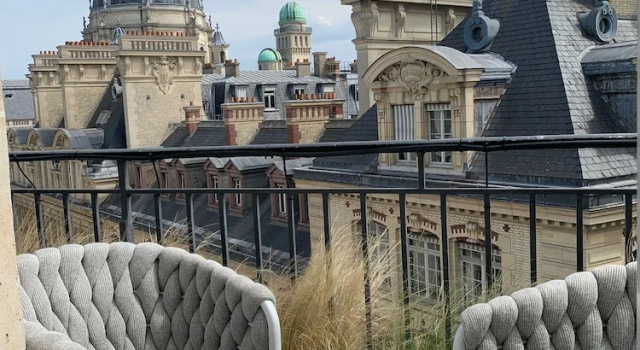 Номер Deluxe с балконом Grand Hotel Saint Michel