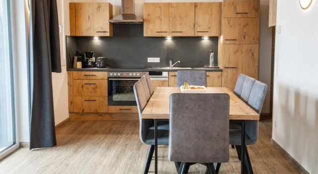 Апартаменты Spacious 4-bedroom Penthouse in Katschberghohe