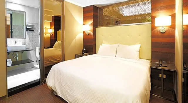 Номер Standard Royal Group Hotel Ho Yi Branch