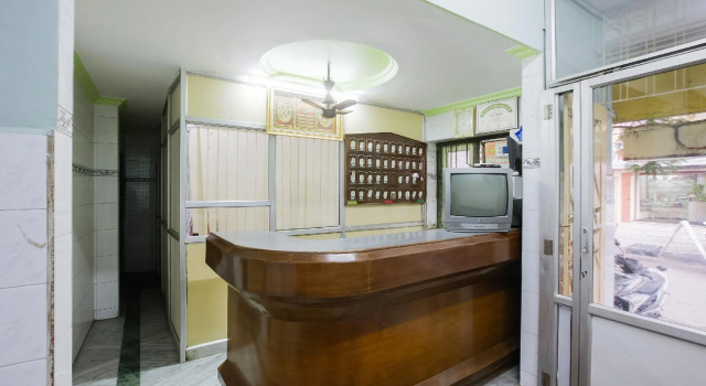 SPOT ON 40837 BT Mansion, Забронировать Отель Отели штата Тамилнада с парковкой, Парковка
