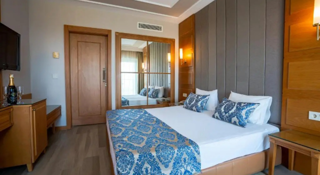 Семейный номер Standard Royal Atlantis Beach