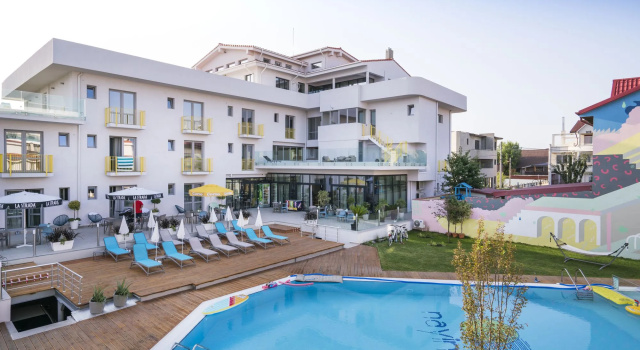 Nayino Resort Hotel, Prenota Resort Hotel resort a Constanta, Resort