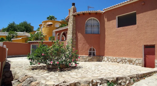 Villa June, Забронировать Вилла Отели Бенитачель 3 звезды, 3*