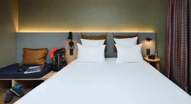 Номер Standard Moxy Annecy