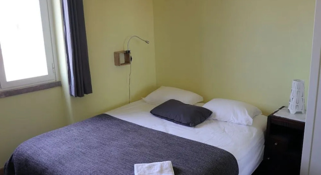 Guest House Santos Balcony Lisboa, Забронировать Гостевой дом Авенидас-Новас 