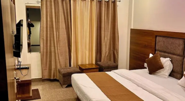 Hotel SHIVALAYA by GPH