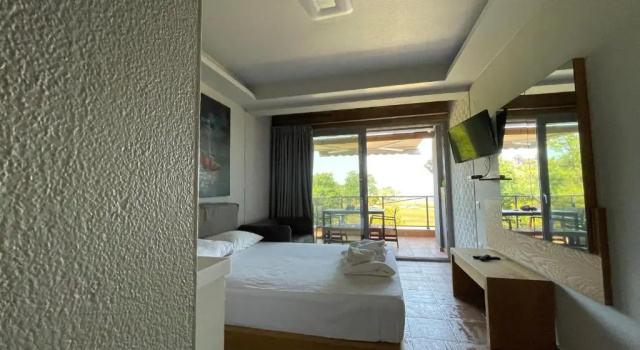 Sunshine Pool Apartment, Брондау Пәтер Keramoti 