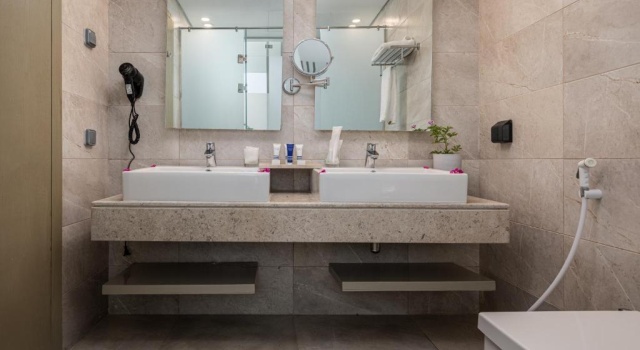 Двухместный номер Deluxe с видом на бассейн The G Hotel Seashell