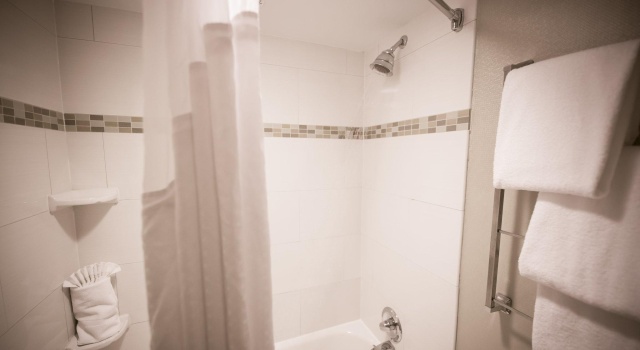 Двухместный номер Standard Holiday Inn Raleigh Dowtown - Capital