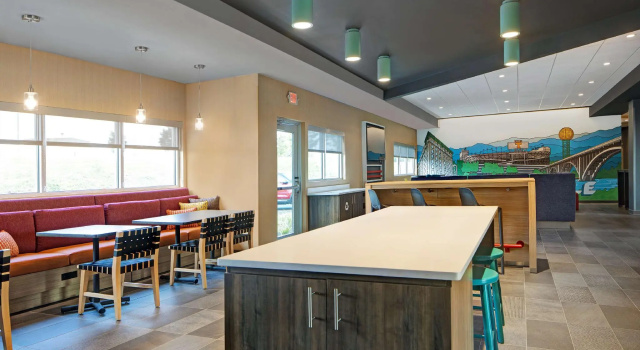 Кровать в общем номере Tru By Hilton Knoxville West Turkey Creek