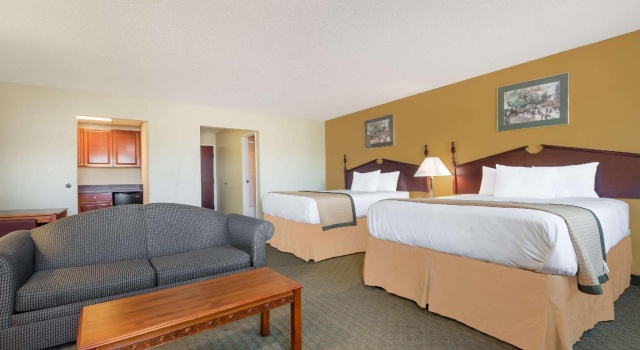 Firedobbelt suite Days Inn Norton