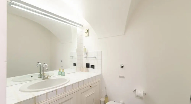 Апартаменты JOIVY Perfect Central Flat with Parking