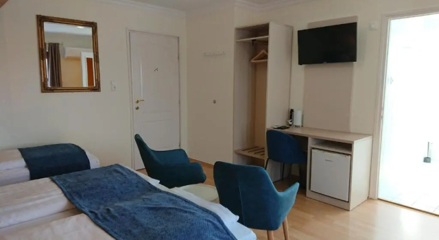 Трёхместный номер Standard с балконом Hotel Napsugár