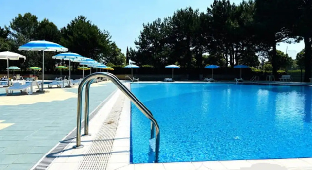 Lovely apartment with pool-Beahost, Забронировать Апартаменты/квартира Бибионе-Пинеда Венето