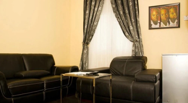 Sotel Suites Limited, Rezerwuj Hotel Hotele w Badagry z Basenem, Basen