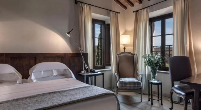 Двухместный номер Deluxe Castel Monastero - The Leading Hotels of the World