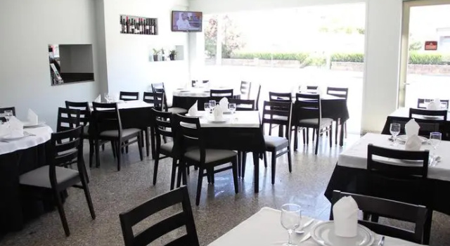 Restaurante e Residencial O Resineiro, Забронировать Отель Видагу Trás-os-Montes e Alto Douro