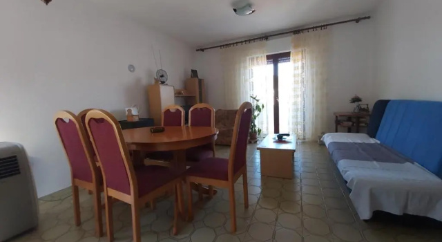 Апартаменты с 3 комнатами с балконом Apartment Laura