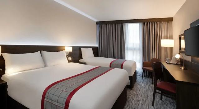 Номер Standard Ramada by Wyndham Leeds East