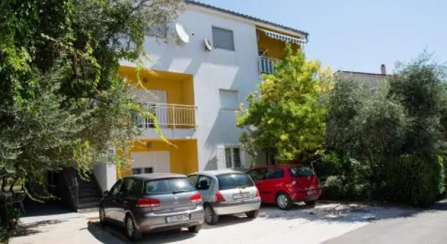 Bora bora Apartment, 予約 アパートメント Kastel Kambelovac Kastela