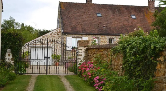 Chambres dHôtes des Demoiselles, Забронировать Отель Виль-Сен-Жак Seine-et-Marne