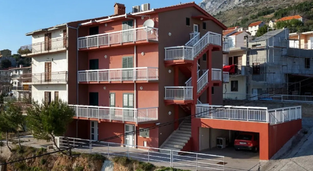 Lovely Holiday Home in Stani?I Near Seabeach, Брондау Демалыс үйі Celina Split Region