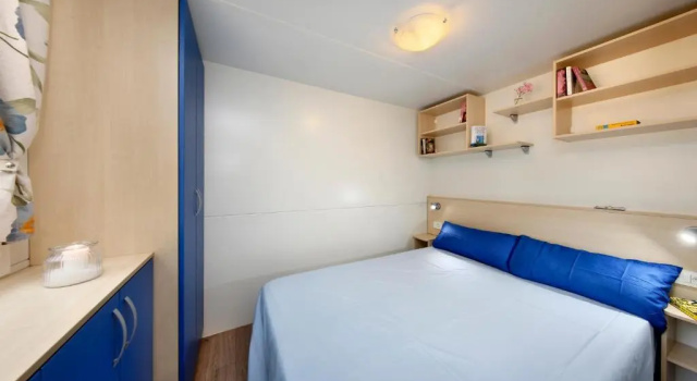 Albatross Mobile Homes on Camping Bi Village
