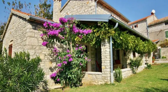 Holiday Homes Ana & Maria