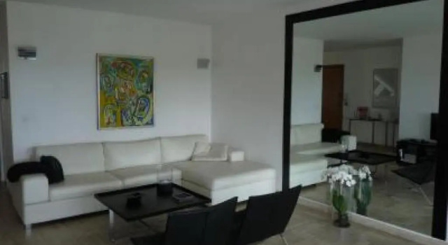 Апартаменты Two Bed Apartment in a Gated Residence With Gardens in Cannes With sea Views - 865
