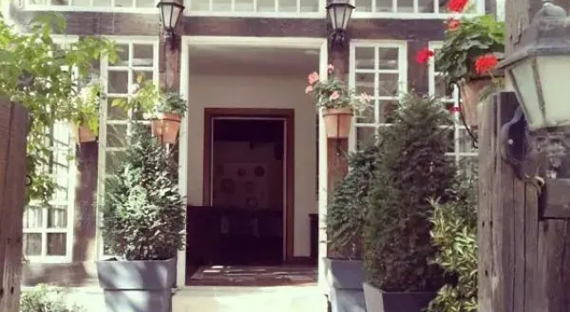 Bonita Inn, Restaurant & Tapas Bar