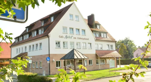 Hotel am Ludwigskanal, Забронировать Отель Вендельштайн Middle Franconia