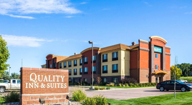 Quality Inn & Suites Sioux Falls, Rezerwuj Hotel Sioux Falls Południowa Dakota