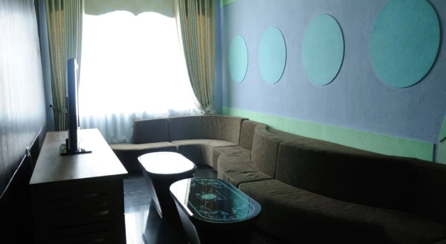 Viet Uc Hotel, Забронировать Отель Бенче 