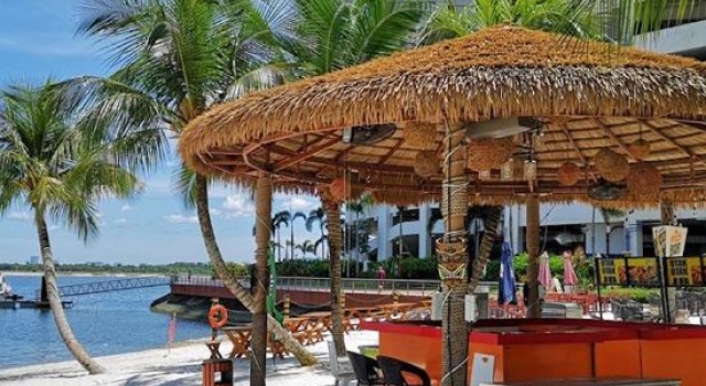 Country Garden Danga Bay Sea View Homestay by Stayrene, Забронировать Отель Отели Джохор-Бару с бассейном, Бассейн