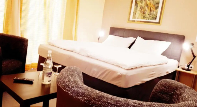 Номер Deluxe Hotel Restaurant Denis